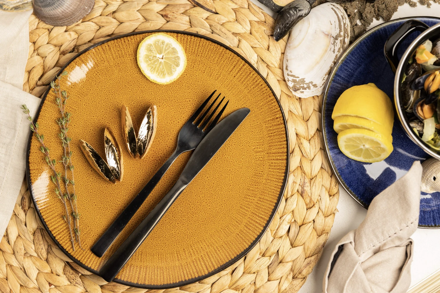 Anovi Mosselbestek - Verguld - 2-delig Anovi Mosselbestek - Verguld - 2-delig -Praktische Winkel Voor Keukenbenodigdheden 1 Mosselen Anovi 1