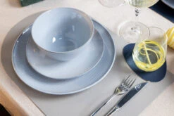 Jay Hill Placemat - Vegan Leer - Grijs / Blauw - Bread - Dubbelzijdig - 44 X 30 Cm 7 Jay Hill Placemat - Vegan Leer - Grijs / Blauw - Bread - Dubbelzijdig - 44 X 30 Cm -Praktische Winkel Voor Keukenbenodigdheden 10 Jay hill servies stripes 03 1