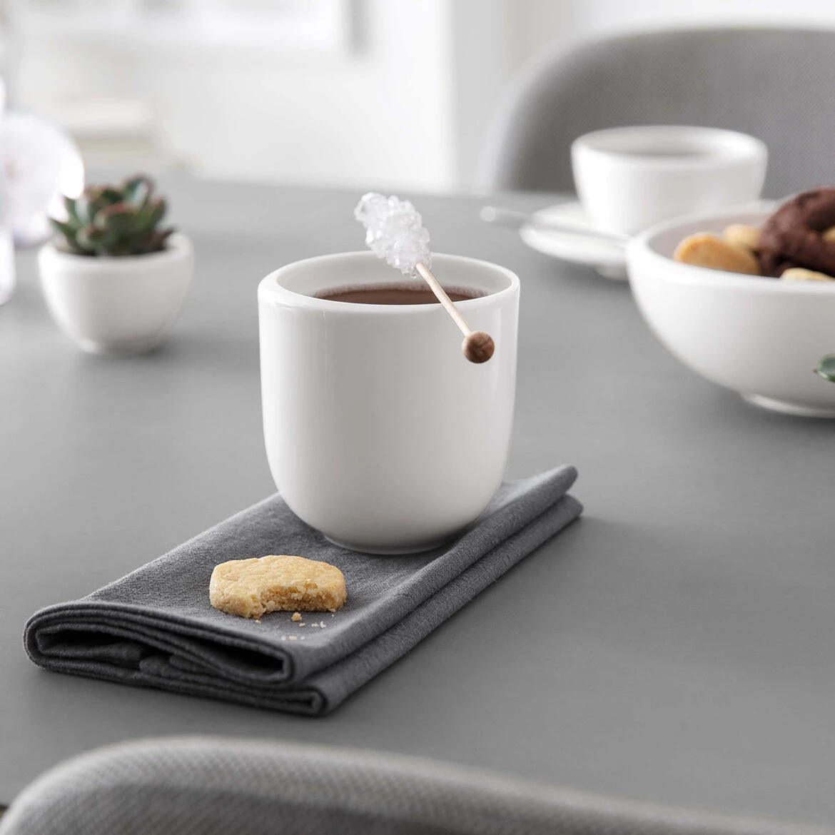 Villeroy & Boch Beker zonder Oor NewMoon - 390 ml Villeroy & Boch Beker Zonder Oor NewMoon - 390 Ml -Praktische Winkel Voor Keukenbenodigdheden 1042649660 on use 1