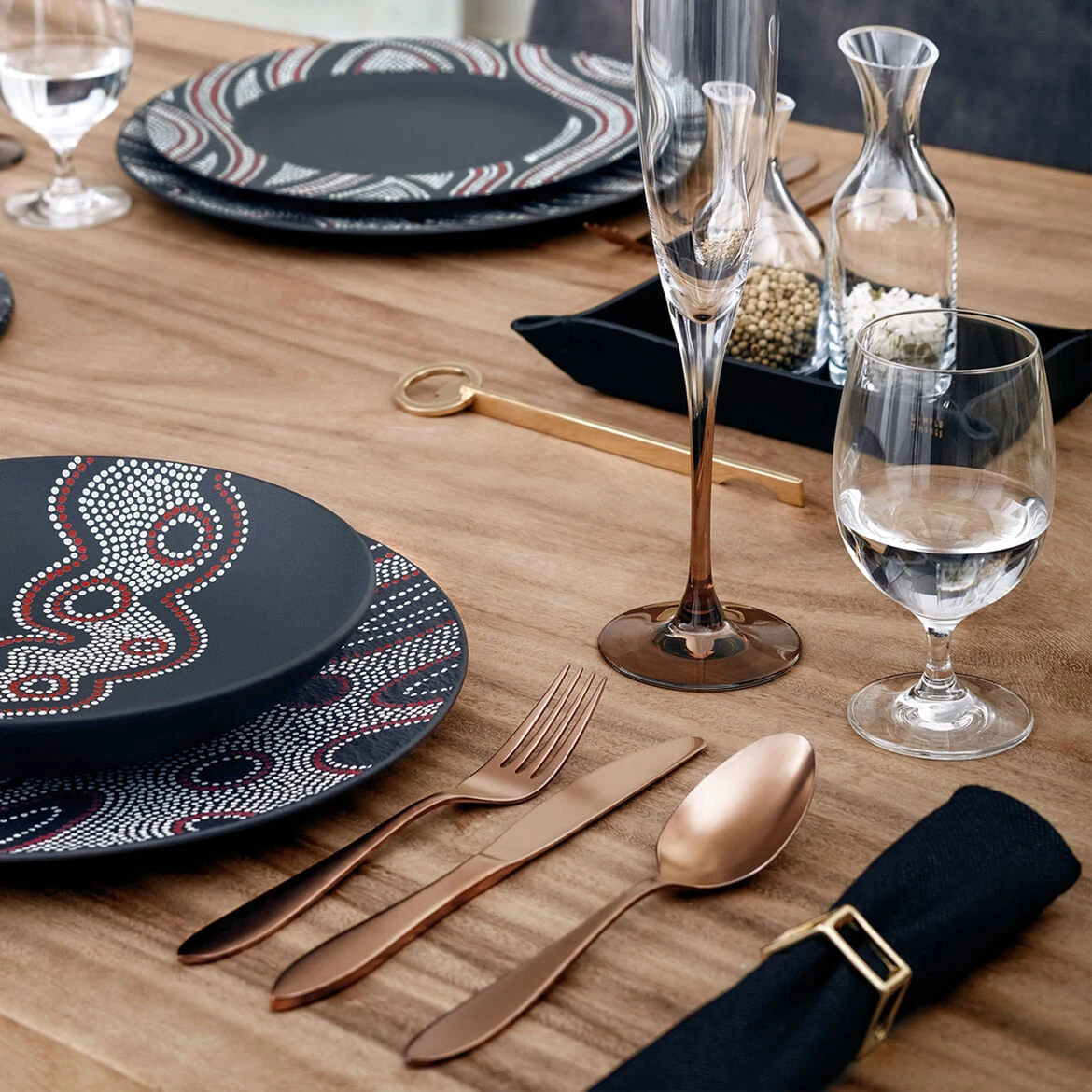 Villeroy & Boch Bestekset Manufacture - Brons - 20-delig / 4 personen Villeroy & Boch Bestekset Manufacture - Brons - 20-delig / 4 Personen -Praktische Winkel Voor Keukenbenodigdheden 1265239040 1265239058 on mil 2