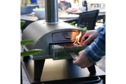 ZiiPa Pizza Oven Piana - Houtgestookt - Met Thermometer - Leisteen - Voor ø 30 Cm Pizza's - Roterende Pizzasteen 4 ZiiPa Pizza Oven Piana - Houtgestookt - Met Thermometer - Leisteen - Voor ø 30 Cm Pizza's - Roterende Pizzasteen -Praktische Winkel Voor Keukenbenodigdheden 159597