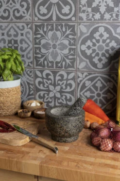 Jay Hill Vijzel - Granite - ø 14 Cm 4 Jay Hill Vijzel - Granite - ø 14 Cm -Praktische Winkel Voor Keukenbenodigdheden 30 8720812849292 4