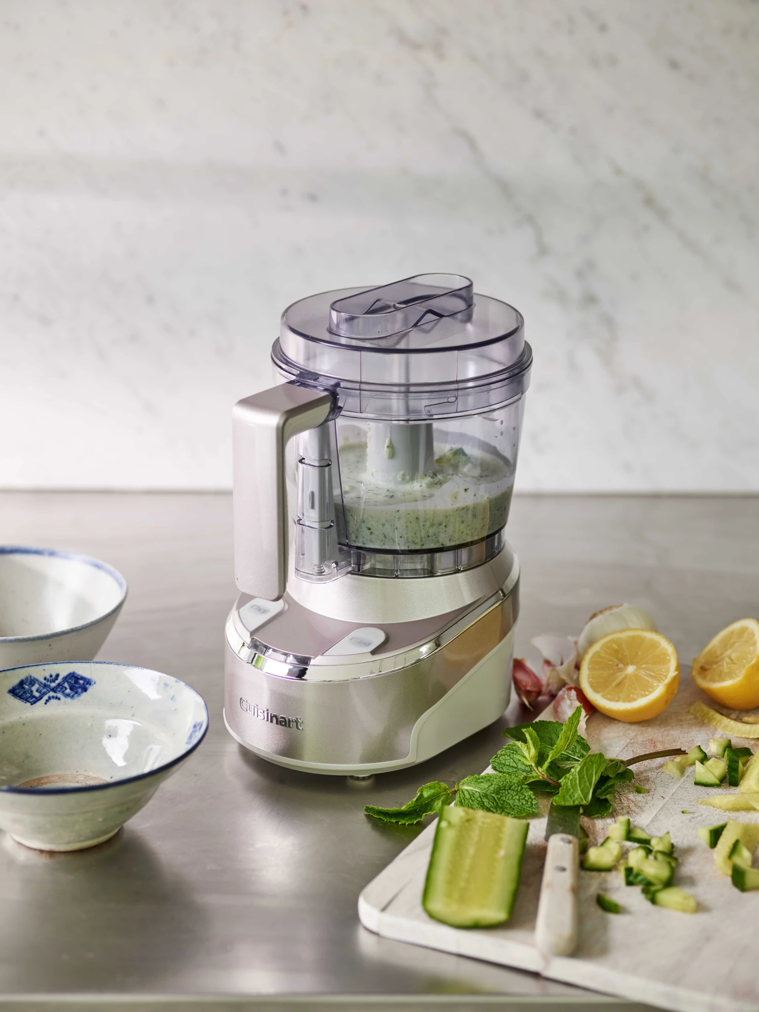 Cuisinart Mini Foodprocessor Cordless - RMC100E - 350 W - draadloos - Frosted Pearl - 900 ml Cuisinart Mini Foodprocessor Cordless - RMC100E - 350 W - Draadloos - Frosted Pearl - 900 Ml -Praktische Winkel Voor Keukenbenodigdheden 3030050167269 10