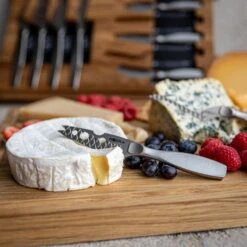 Boska Kaasset Ultimate Monaco+ (Eikenhouten Serveerplank & 10 RVS Kaasmessen) - 11 Delige Set 8 Boska Kaasset Ultimate Monaco+ (Eikenhouten Serveerplank & 10 RVS Kaasmessen) - 11 Delige Set -Praktische Winkel Voor Keukenbenodigdheden 307105 Ultimate cheese set Monaco 433