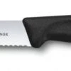 Victorinox Tomaten- / Worst- / Kaasmes Met Vorkpunt - Zwart 1 Victorinox Tomaten- / Worst- / Kaasmes Met Vorkpunt - Zwart -Praktische Winkel Voor Keukenbenodigdheden 310621 kaasmes en worstjes victorinox 11 cm zwart