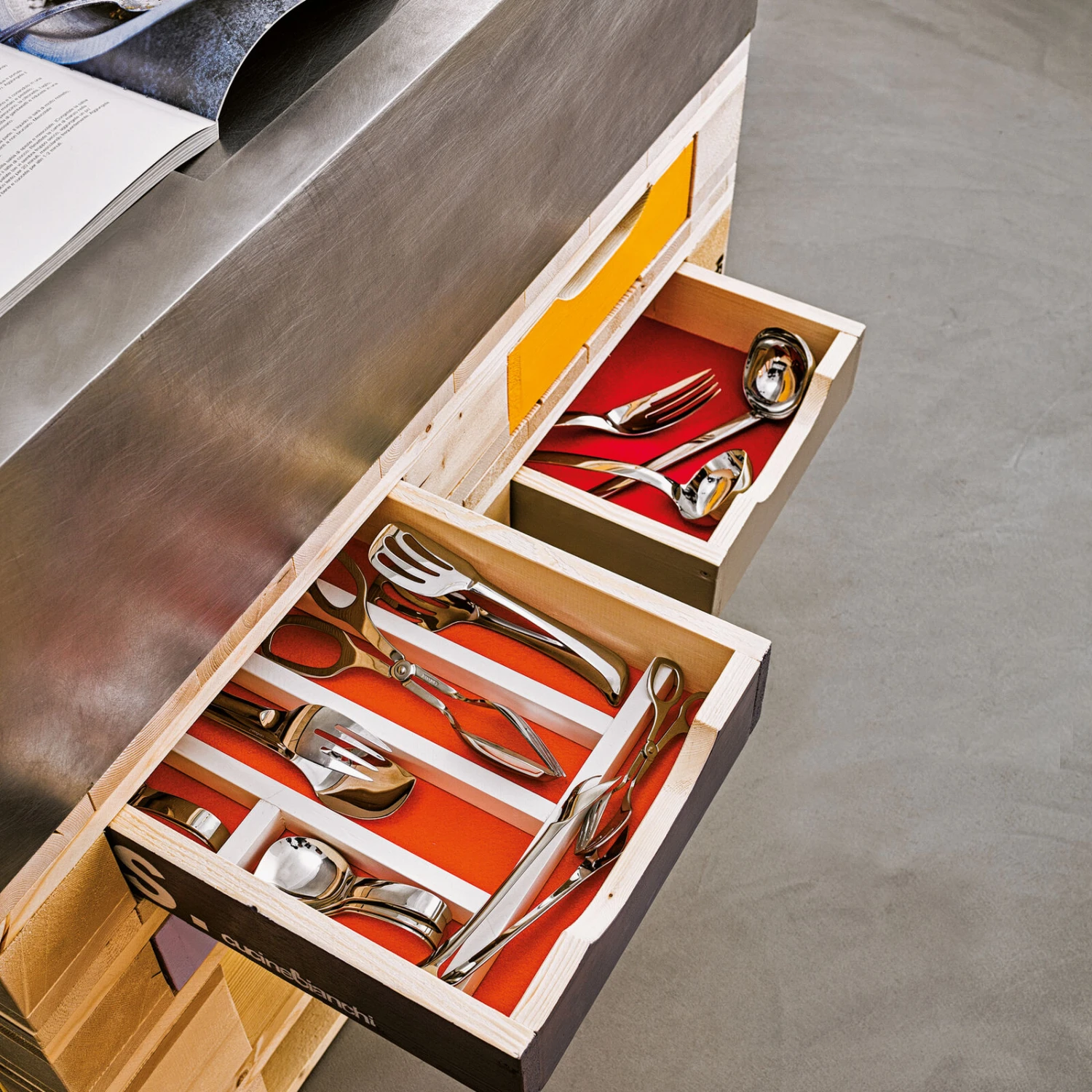 Sambonet Opscheplepel Living Zilver Sambonet Opscheplepel Living Zilver -Praktische Winkel Voor Keukenbenodigdheden 52750C16 amb01