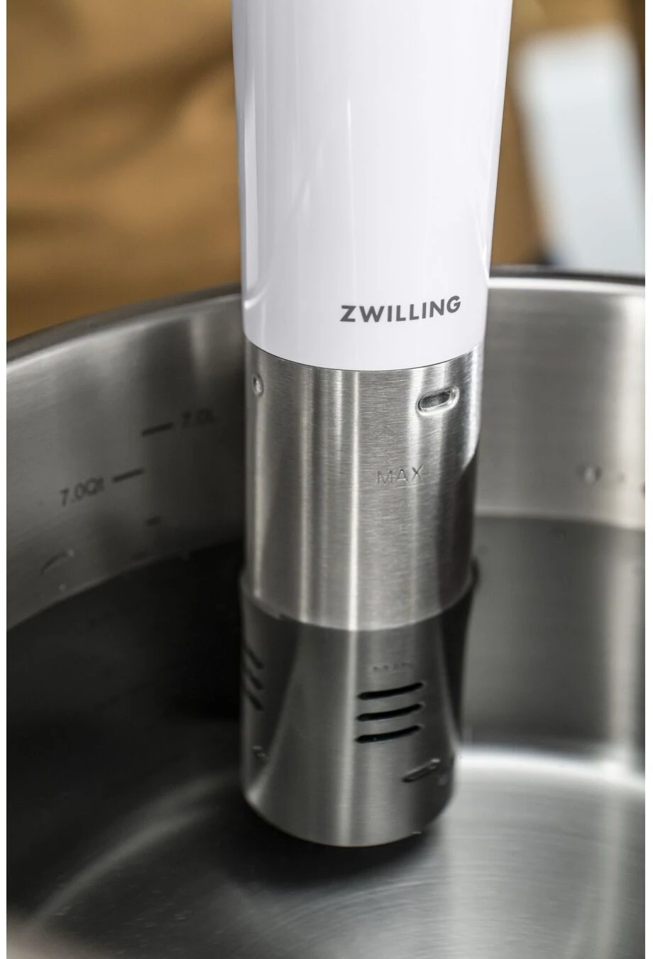 Zwilling Sous Vide Stick Enfinigy - Nauwkeurige temperatuurinstelling - IPX7 Waterproof - Zilver/Wit Zwilling Sous Vide Stick Enfinigy - Nauwkeurige Temperatuurinstelling - IPX7 Waterproof - Zilver/Wit -Praktische Winkel Voor Keukenbenodigdheden 750045314