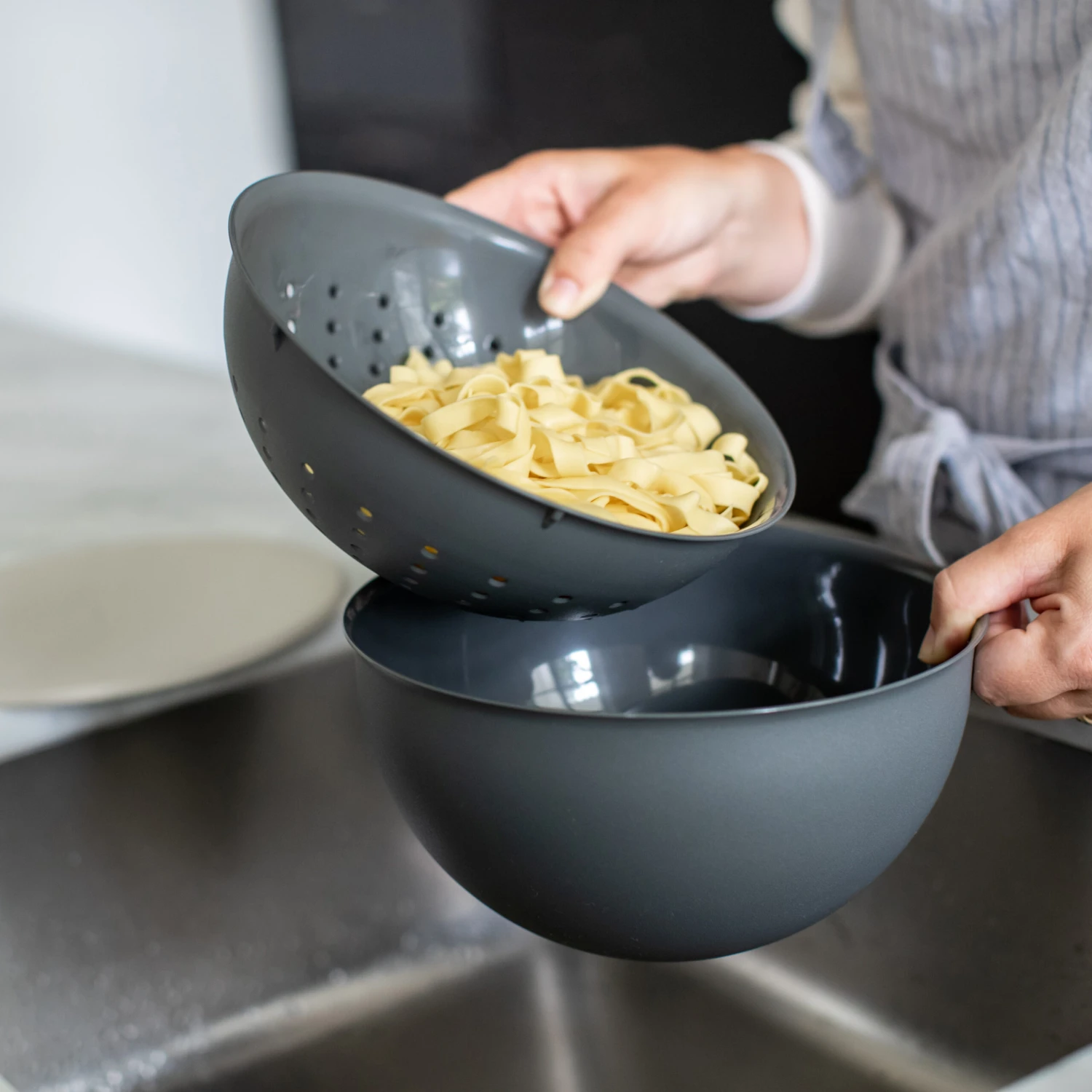 Koziol Vergiet Palsby Kunststof Grijs ø 21 cm Koziol Vergiet Palsby Kunststof Grijs ø 21 Cm -Praktische Winkel Voor Keukenbenodigdheden 7806 7805 palsby m 701 2 os2 scaled