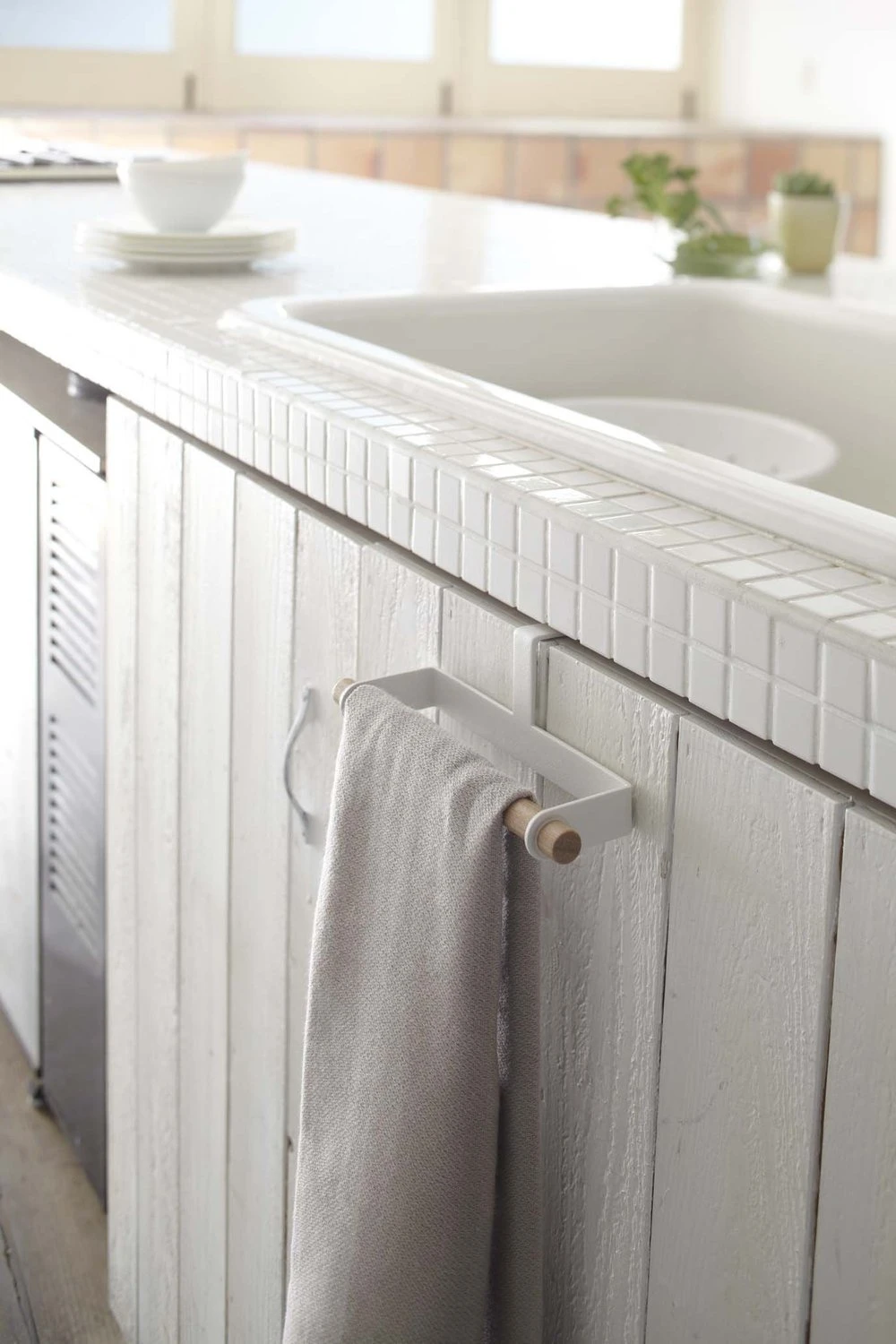 Yamazaki Handdoekhouder Tosca Wit 19 cm Yamazaki Handdoekhouder Tosca Wit 19 Cm -Praktische Winkel Voor Keukenbenodigdheden