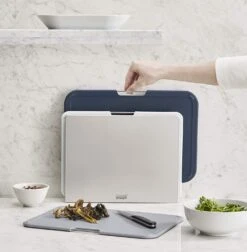 Joseph Joseph 3-delige Snijplankenset Met Houder - Nest Boards - Groot - Grijs -Praktische Winkel Voor Keukenbenodigdheden 81p8atniiRL. SL1500