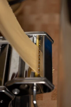 Blackwell Opzetstuk Voor Pastamachine - Reginette & Capellini 4 Blackwell Opzetstuk Voor Pastamachine - Reginette & Capellini -Praktische Winkel Voor Keukenbenodigdheden 8720364453992 2