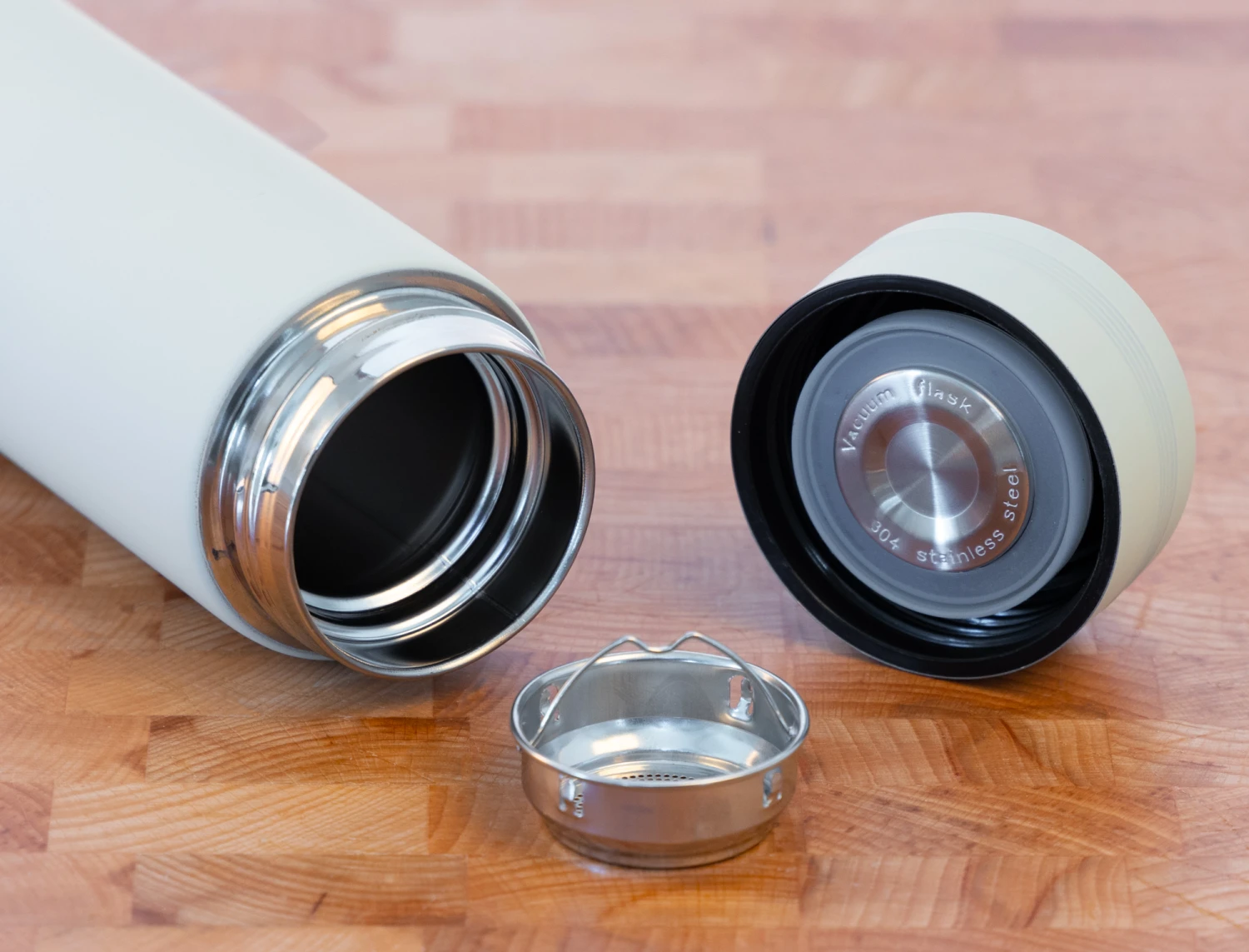 Sareva Thermosfles - met uitneembaar filter - Creme - 500 ml Sareva Thermosfles - Met Uitneembaar Filter - Creme - 500 Ml -Praktische Winkel Voor Keukenbenodigdheden 8720364455941 1