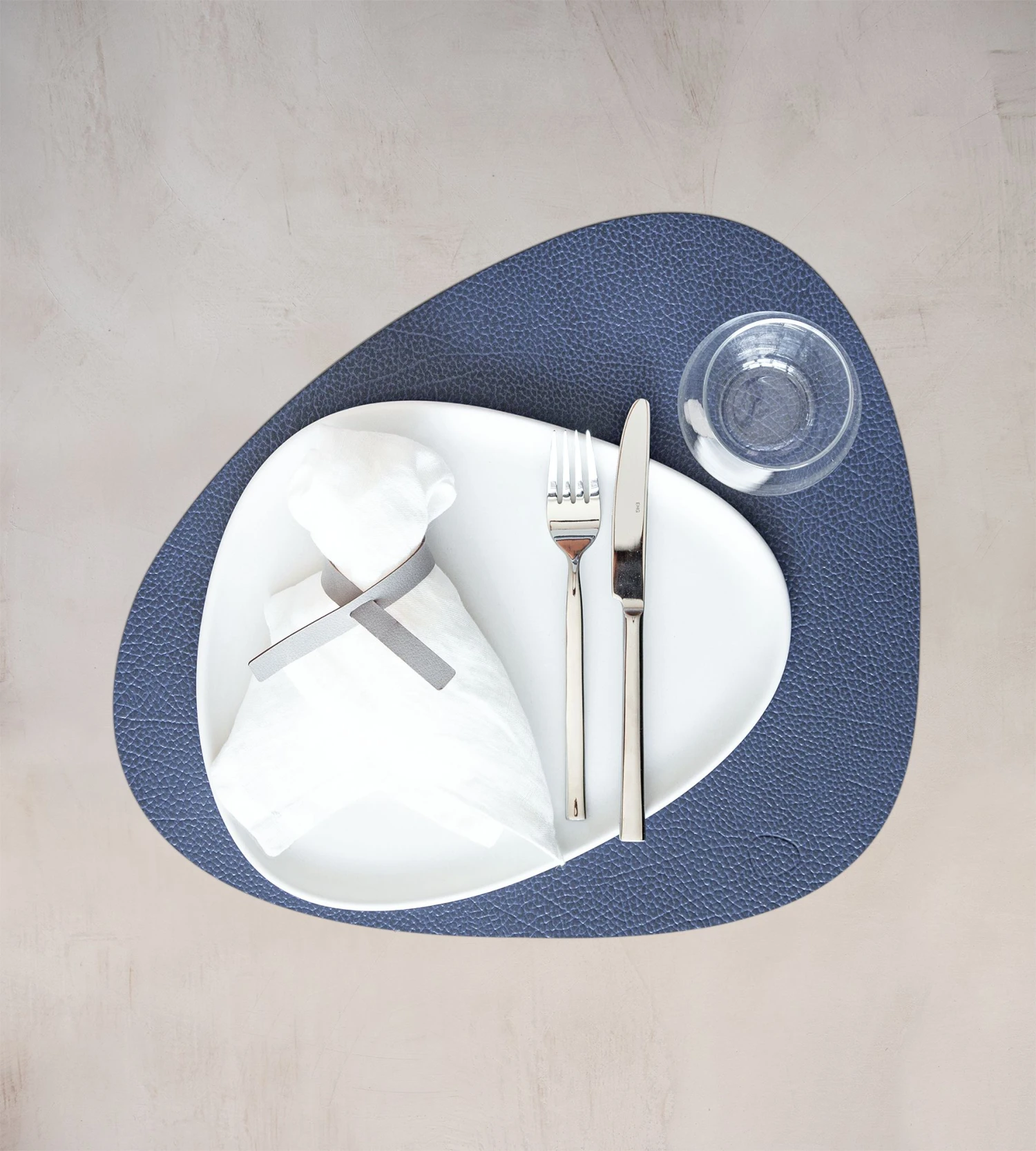 LIND DNA Placemat Hippo - Leer - Navy Blue - 44 x 37 cm LIND DNA Placemat Hippo - Leer - Navy Blue - 44 X 37 Cm -Praktische Winkel Voor Keukenbenodigdheden 981266 2 1597965051