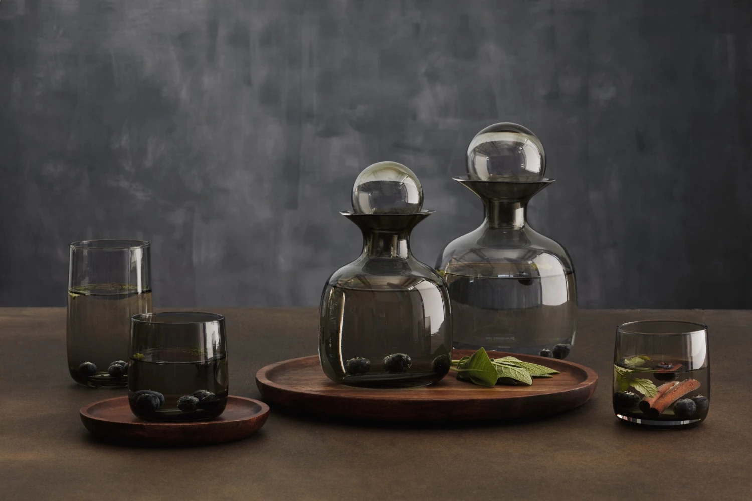 ASA Selection Karaf Sarabi - Grijs - 1.5 liter ASA Selection Karaf Sarabi - Grijs - 1.5 Liter -Praktische Winkel Voor Keukenbenodigdheden ASA Selection karaf 1.5 liter grijs 3