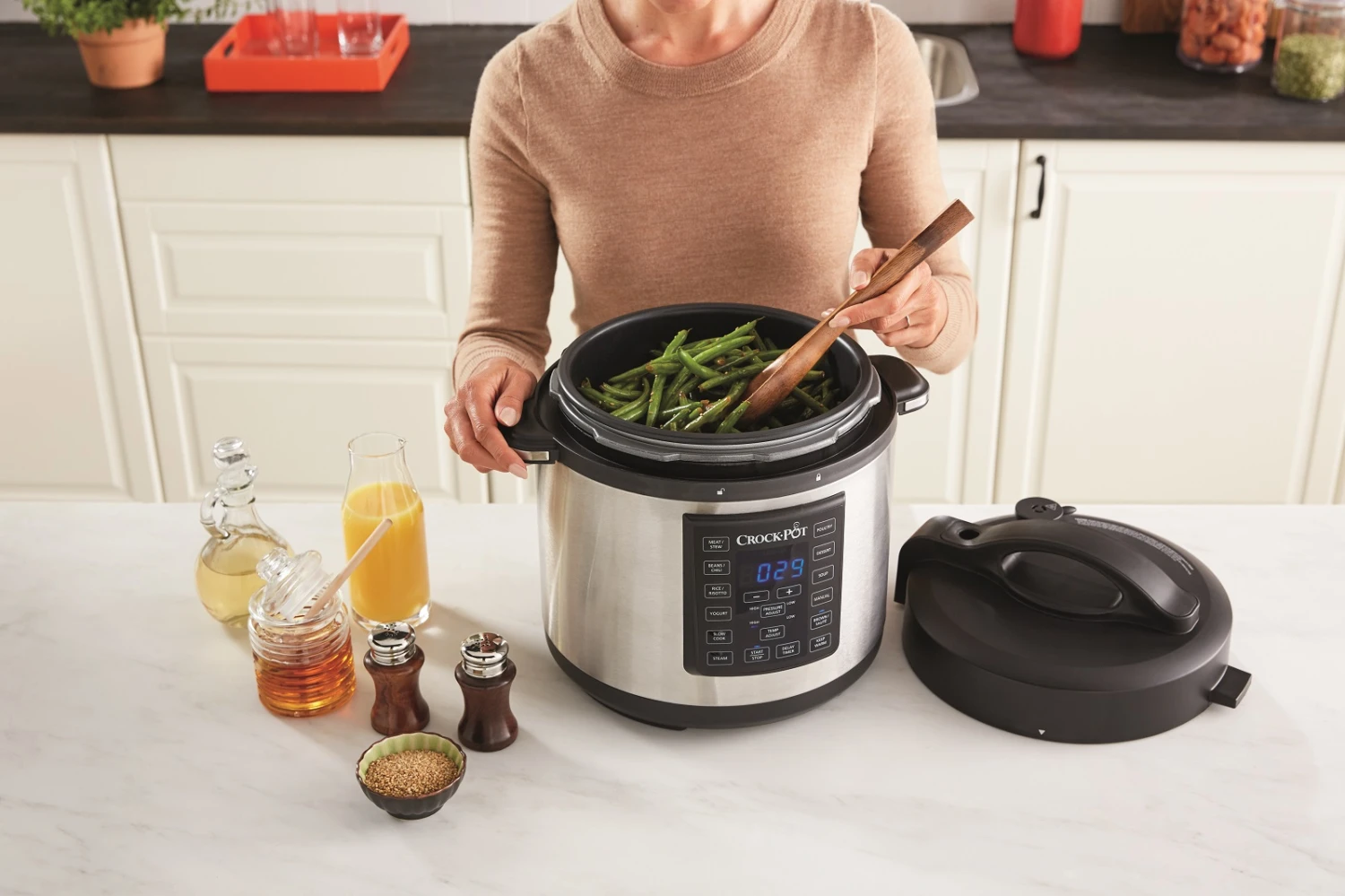 Crockpot Express Slowcooker + Snelkookpan - uitneembare binnenpan - 5.6 liter - CR089 Met Stoommand & Tang) Crockpot Express Slowcooker + Snelkookpan - Uitneembare Binnenpan - 5.6 Liter - CR089 Met Stoommand & Tang) -Praktische Winkel Voor Keukenbenodigdheden CSC051x Lifestyle Beans