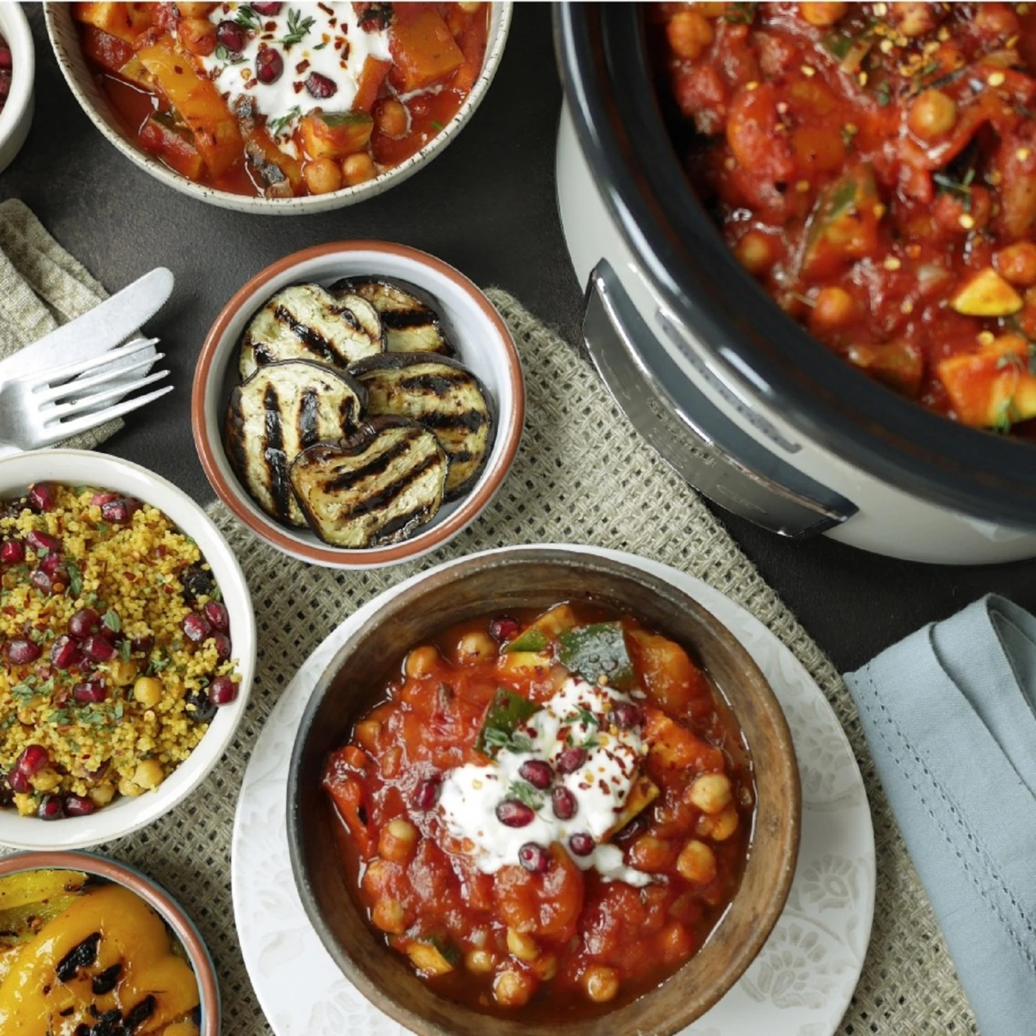 Crockpot Slowcooker - digitaal - 3.5 liter - CR060 Crockpot Slowcooker - Digitaal - 3.5 Liter - CR060 -Praktische Winkel Voor Keukenbenodigdheden CSC060TagineOverhead Retouched 5dca88ac9ed216.50013993