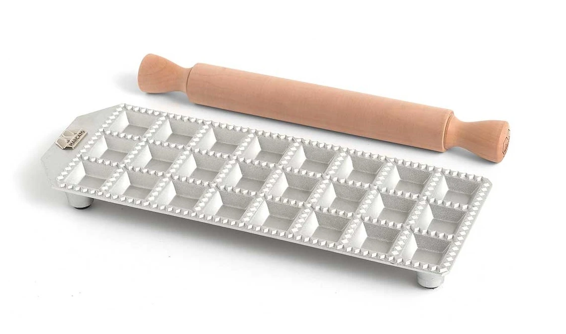 Marcato Ravioli Maker met Deegroller - 24 Vaks - 5 x 5 cm Marcato Ravioli Maker Met Deegroller - 24 Vaks - 5 X 5 Cm -Praktische Winkel Voor Keukenbenodigdheden CT Ravioli Maker 3 1