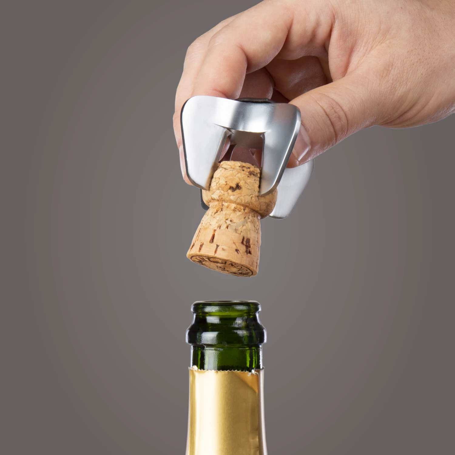 Vacu Vin Champagne opener - compact - Zilver Vacu Vin Champagne Opener - Compact - Zilver -Praktische Winkel Voor Keukenbenodigdheden ChampagneOpener Instructions