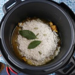 Crockpot Express Slowcooker + Snelkookpan - Uitneembare Binnenpan - 5.6 Liter - CR089 Met Stoommand & Tang) 9 Crockpot Express Slowcooker + Snelkookpan - Uitneembare Binnenpan - 5.6 Liter - CR089 Met Stoommand & Tang) -Praktische Winkel Voor Keukenbenodigdheden Crockpot Express Slowcooker Snelkookpan CR089 5.6 Liter 2