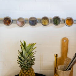 Blackwell Kruidenpotjes Magnetisch - Inclusief 6 Potjes - RVS -Praktische Winkel Voor Keukenbenodigdheden Kruidenpotjes 2