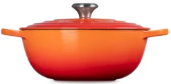 Le Creuset Braadpan Signature - Marmite - Oranjerood - ø 26 Cm / 4.1 Liter 5 Le Creuset Braadpan Signature - Marmite - Oranjerood - ø 26 Cm / 4.1 Liter -Praktische Winkel Voor Keukenbenodigdheden LC 20231107 HL PS FS 21114260900430 003
