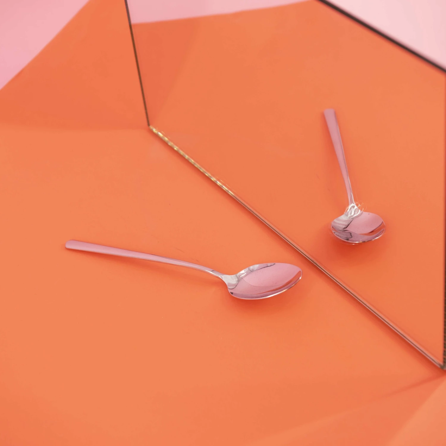 Jay Hill Bestekset Linear - Koper - 16-delig / 4 personen Jay Hill Bestekset Linear - Koper - 16-delig / 4 Personen -Praktische Winkel Voor Keukenbenodigdheden LINEAR 6sLOW scaled