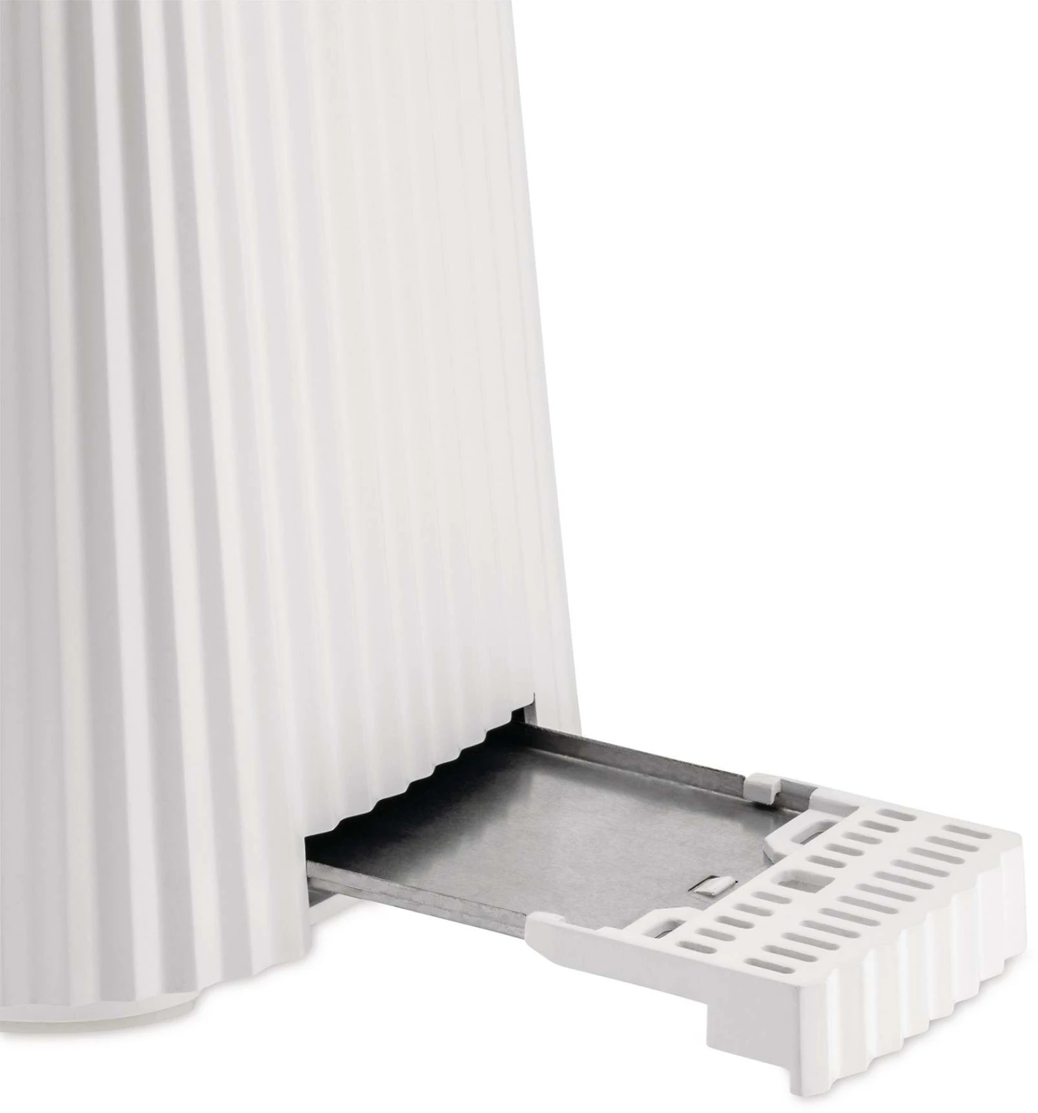 Alessi Broodrooster Plissé - 6 standen - Wit - Michele de Lucchi - MDL08 W Alessi Broodrooster Plissé - 6 Standen - Wit - Michele De Lucchi - MDL08 W -Praktische Winkel Voor Keukenbenodigdheden