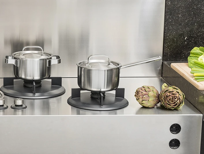 Sola Kookpan met deksel Ruby - ø 24 cm / 5.5 liter Sola Kookpan Met Deksel Ruby - ø 24 Cm / 5.5 Liter -Praktische Winkel Voor Keukenbenodigdheden Ruby 4 delig website