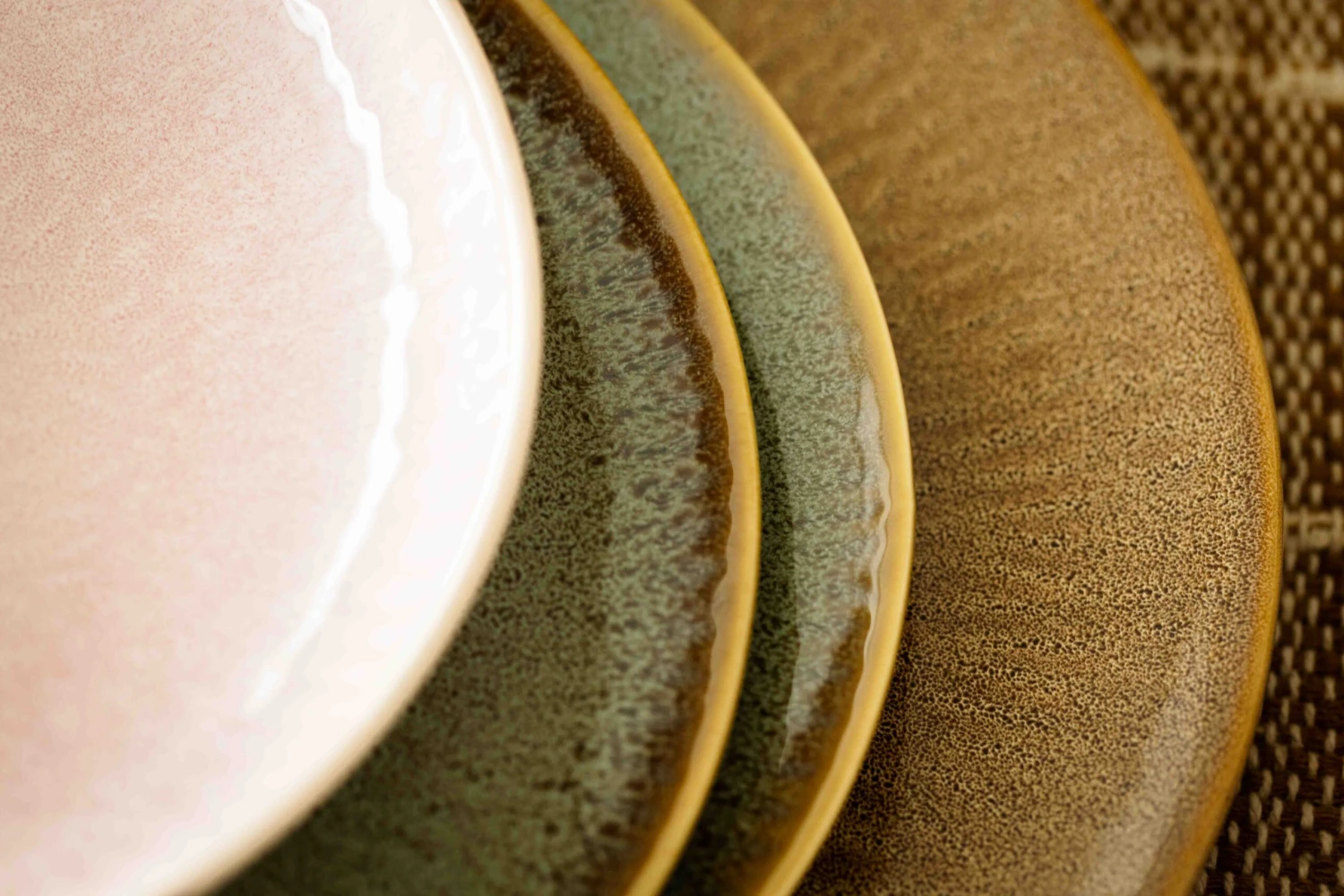 Jay Hill Serviesset Alderney - 4-delig - Bruin/Geel Jay Hill Serviesset Alderney - 4-delig - Bruin/Geel -Praktische Winkel Voor Keukenbenodigdheden Set 2 Sfeer Eilanden Klein 11 2 scaled