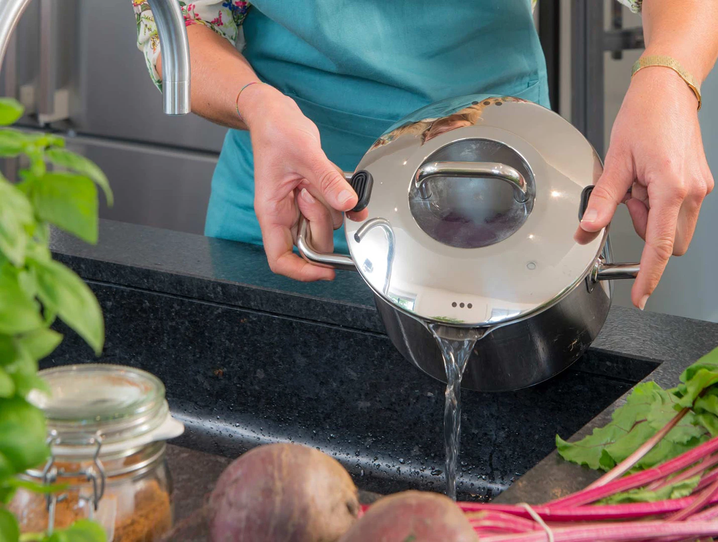 Sola Kookpan met deksel Zuma - ø 24 cm / 5.5 liter Sola Kookpan Met Deksel Zuma - ø 24 Cm / 5.5 Liter -Praktische Winkel Voor Keukenbenodigdheden Sola 412 zuma website