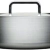 Iittala Kookpan Tools - RVS - ø 22 Cm / 3 Liter 1 Iittala Kookpan Tools - RVS - ø 22 Cm / 3 Liter -Praktische Winkel Voor Keukenbenodigdheden Tools casserole 3L 2 1