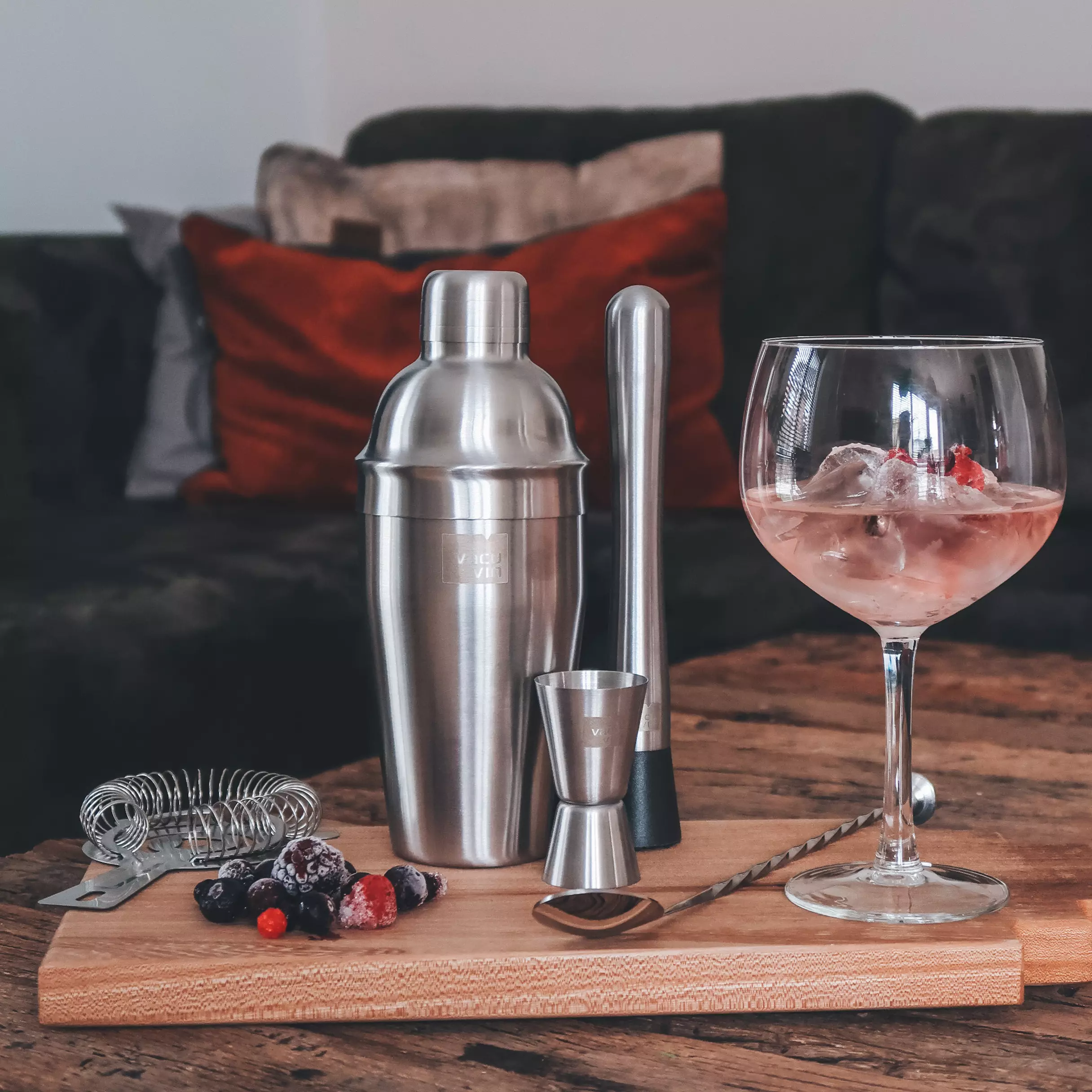 Vacu Vin Cocktailshaker - Zilver - 550 ml Vacu Vin Cocktailshaker - Zilver - 550 Ml -Praktische Winkel Voor Keukenbenodigdheden Vacu Vin Barware Overview 1