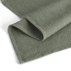 Walra Keukendoeken Set Cubes Uni, Stripes & Blocks Legergroen 50 X 70 Cm - 3 Stuks 5 Walra Keukendoeken Set Cubes Uni, Stripes & Blocks Legergroen 50 X 70 Cm - 3 Stuks -Praktische Winkel Voor Keukenbenodigdheden WALRA KT DRYWITHCUBESUNI 50X70 ARMYGREEN PS 2