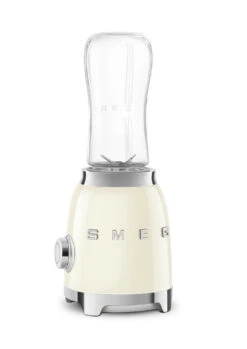 SMEG Smoothie Blender - Compact - Creme - 600 Ml - PBF01CREU 8 SMEG Smoothie Blender - Compact - Creme - 600 Ml - PBF01CREU -Praktische Winkel Voor Keukenbenodigdheden WEB PBF01CREU 6.jpg