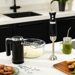 Westinghouse Handmixer Retro Collections - 6 Standen - Liquorice Black - WKHM250BK 7 Westinghouse Handmixer Retro Collections - 6 Standen - Liquorice Black - WKHM250BK -Praktische Winkel Voor Keukenbenodigdheden WKHM250BK Retro Hand Mixer 5 600x600 1