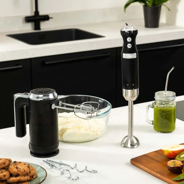 Westinghouse Handmixer Retro Collections - 6 standen - liquorice black - WKHM250BK Westinghouse Handmixer Retro Collections - 6 Standen - Liquorice Black - WKHM250BK -Praktische Winkel Voor Keukenbenodigdheden WKHM250BK Retro Hand Mixer 5 600x600 1