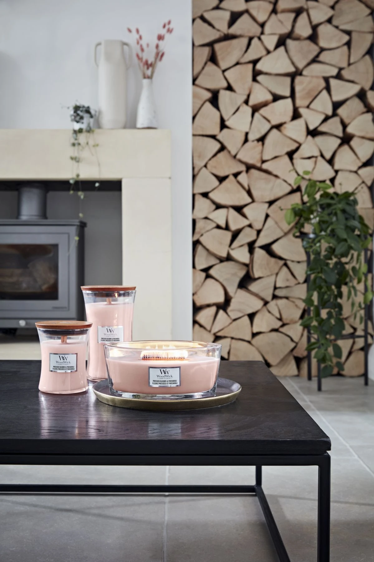 WoodWick Geurkaars Ellipse Pressed Blooms & Patchouli - 9 cm / 19 cm WoodWick Geurkaars Ellipse Pressed Blooms & Patchouli - 9 Cm / 19 Cm -Praktische Winkel Voor Keukenbenodigdheden WW Pressed Blooms Patchouli 12477 HRU 2