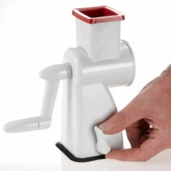 Westmark Rasp / Amandelmolen Kunststof Wit 3 Westmark Rasp / Amandelmolen Kunststof Wit -Praktische Winkel Voor Keukenbenodigdheden Westmark Amandelmolen 2