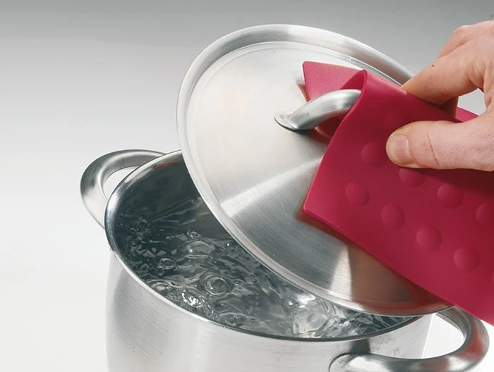 Westmark Siliconen Pannenonderzetter - 2 Stuks Westmark Siliconen Pannenonderzetter - 2 Stuks -Praktische Winkel Voor Keukenbenodigdheden Westmark Siliconen Pannenonderzetter 2