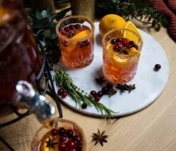 Jay Hill Snijplank / Serveerplank / Borrelplank Marmer - Grijs - ø 30 Cm 7 Jay Hill Snijplank / Serveerplank / Borrelplank Marmer - Grijs - ø 30 Cm -Praktische Winkel Voor Keukenbenodigdheden Winterse cocktail 10