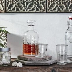 Bormioli Rocco Whiskey Karaf Officina 1825 - Transparant - 1 Liter 4 Bormioli Rocco Whiskey Karaf Officina 1825 - Transparant - 1 Liter -Praktische Winkel Voor Keukenbenodigdheden a officina1825 2