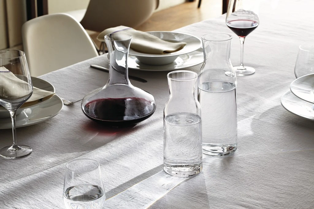 Bormioli Rocco Karaf Aquaria - 1 liter Bormioli Rocco Karaf Aquaria - 1 Liter -Praktische Winkel Voor Keukenbenodigdheden bormioli karaffen