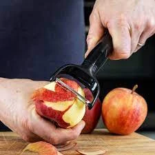 KitchenAid Dunschiller Classic 18 cm - Zwart KitchenAid Dunschiller Classic 18 Cm - Zwart -Praktische Winkel Voor Keukenbenodigdheden download 33