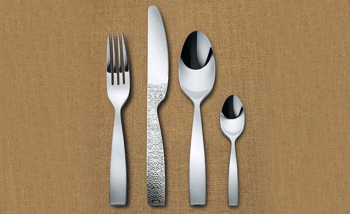 Alessi Dessertlepel Dressed - MW03/4 - door Marcel Wanders Alessi Dessertlepel Dressed - MW03/4 - Door Marcel Wanders -Praktische Winkel Voor Keukenbenodigdheden dressed cutlery set marcel wanders alessi 3 0