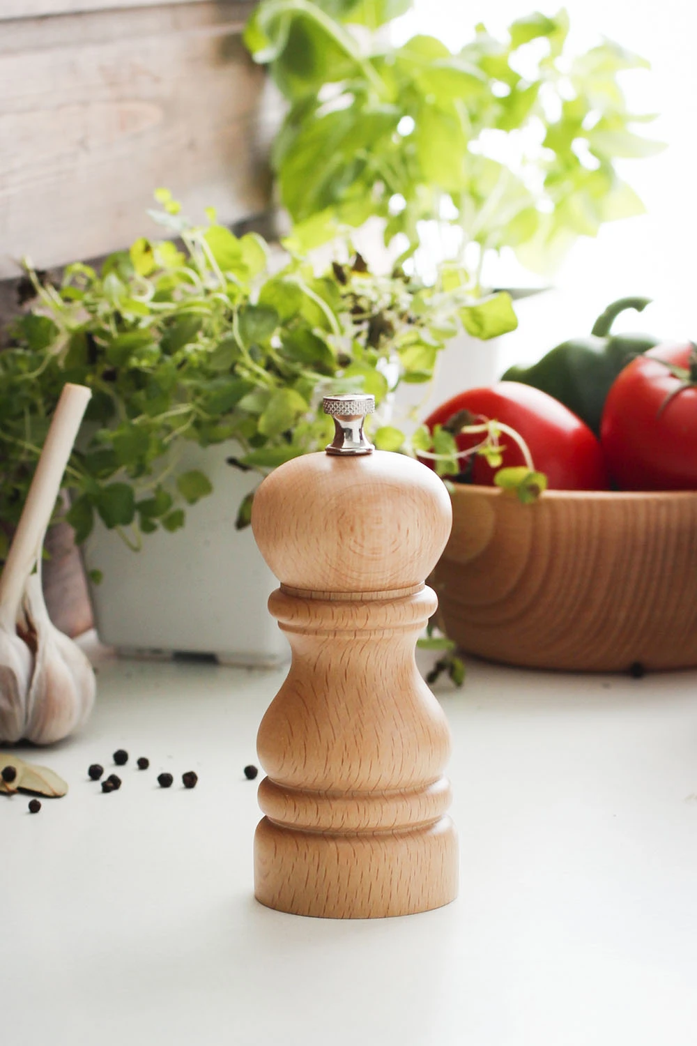 Bisetti Pepermolen Roma Naturel 13 cm Bisetti Pepermolen Roma Naturel 13 Cm -Praktische Winkel Voor Keukenbenodigdheden drewniany mlynek do pieprzu bisetti classic natural 13 cm