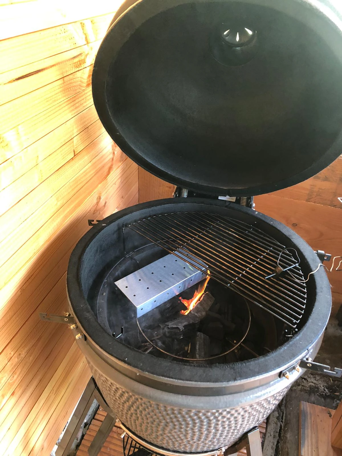 Jay Hill BBQ Smoker Box / Rookbox - RVS - 22 x 9 x 4 cm Jay Hill BBQ Smoker Box / Rookbox - RVS - 22 X 9 X 4 Cm -Praktische Winkel Voor Keukenbenodigdheden image4