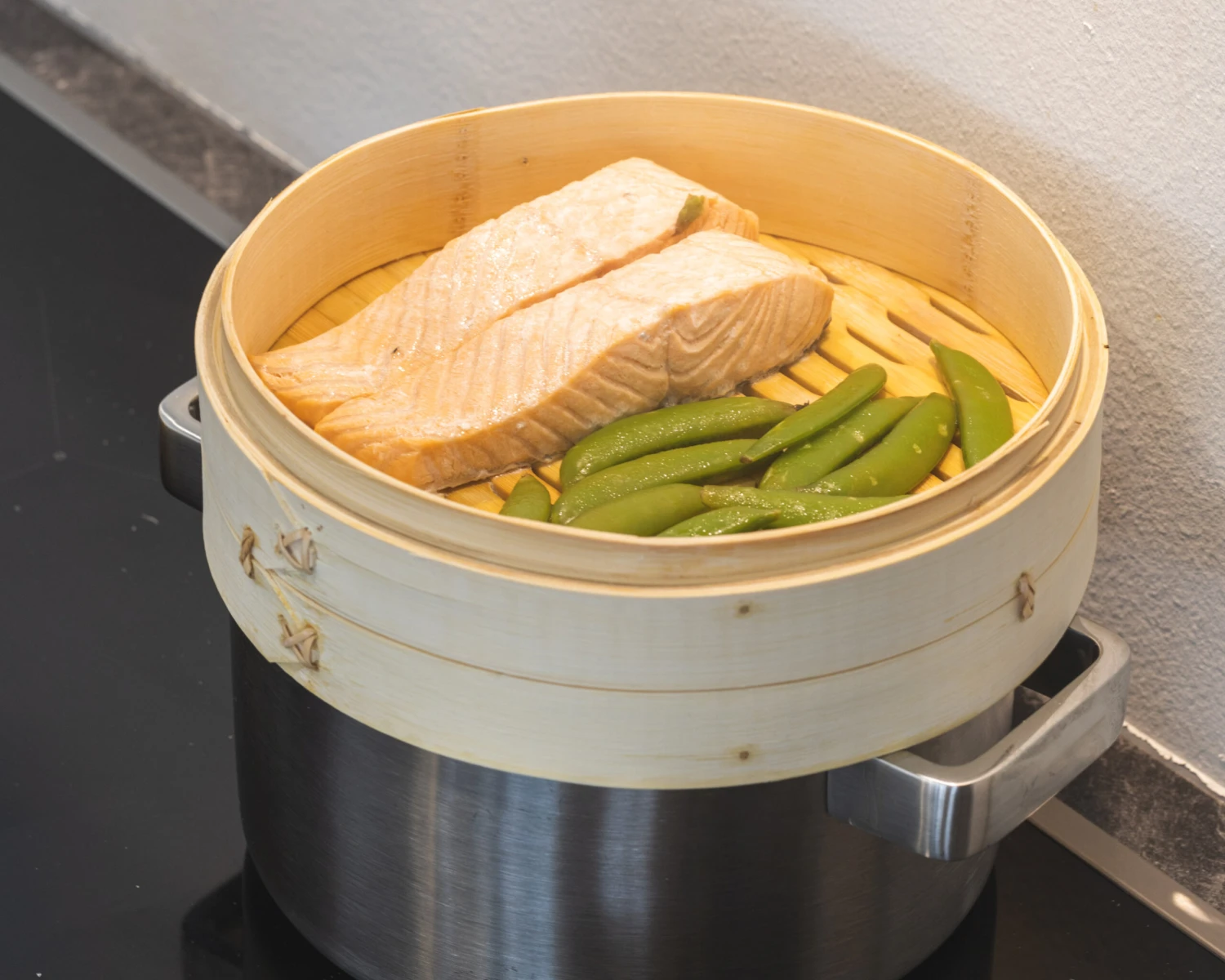 Sareva Stoommandje - Bamboe - 2-laags - ø 25 cm Sareva Stoommandje - Bamboe - 2-laags - ø 25 Cm -Praktische Winkel Voor Keukenbenodigdheden item 4 3 scaled