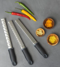 Sareva Raspen (grof - Medium - Fijn) - 21 Cm - 3 Stuks 5 Sareva Raspen (grof - Medium - Fijn) - 21 Cm - 3 Stuks -Praktische Winkel Voor Keukenbenodigdheden item 5 1 1