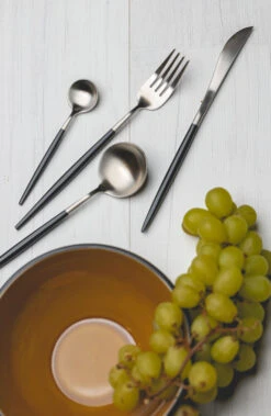 Jay Hill Bestekset - RVS / Zwart - 24 Delig / 6 Personen 7 Jay Hill Bestekset - RVS / Zwart - 24 Delig / 6 Personen -Praktische Winkel Voor Keukenbenodigdheden jay hill bestek rvs 1 2