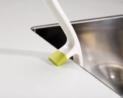 Joseph Joseph Afwasborstel Met Gootsteensteun - Edge - Antraciet -Praktische Winkel Voor Keukenbenodigdheden joseph joseph afwasborstel edge voor glas